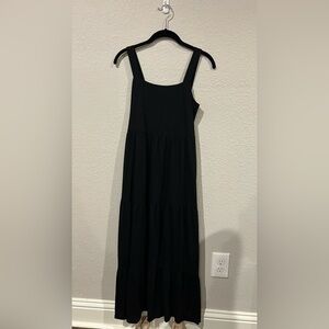 Black Sleeveless Maxi Dress